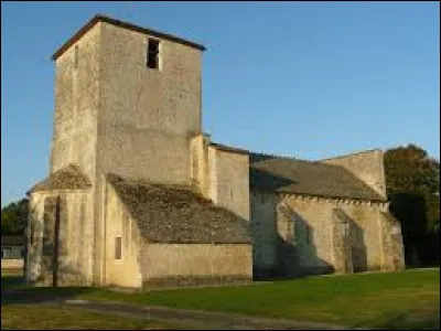 Commune de l'aire d'attraction Angoumoisine, La Rochette se situe dans le département ...