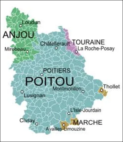 Quel parc d'attractions peut-on visiter dans le département de la Vienne ?