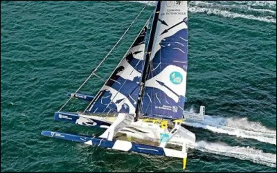 Combien de coques un pentamaran compte-t-il ?