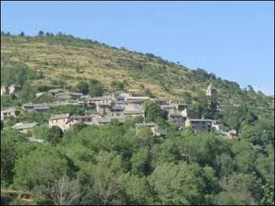 Aujourd'hui, notre balade démarre dans le Conflent, à Ayguatébia. Ancienne commune de l'arrondissement de Prades, elle se situe dans le département ...