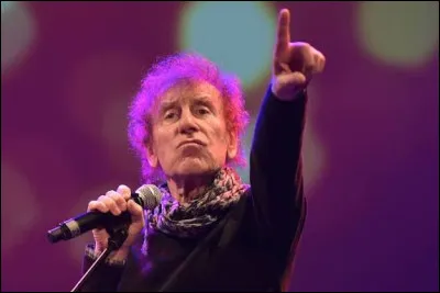 Quelle danse y a-t-il dans l'air, dans une chanson d'Alain Souchon ?