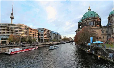 Quelle rivière coule dans Berlin ?