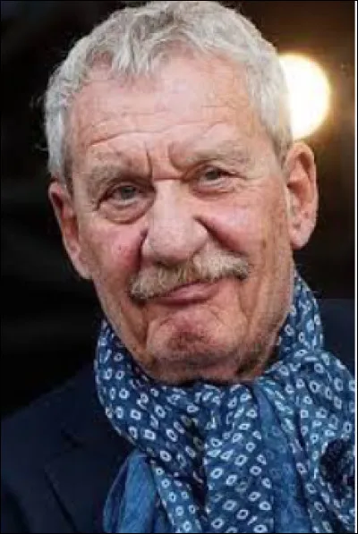 Qui est ce chanteur auteur-compositeur-interprète italien ?