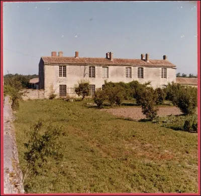 Un fabricant de jarasses faisait des...