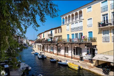 Le jeune écolier ignorant ou le maître ignare portait le même nom qui était...