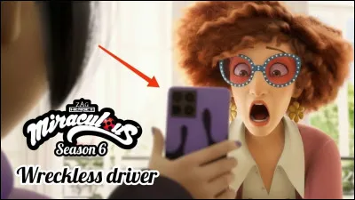 De quelle couleur sont les cheveux de la psychiatre ?