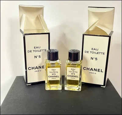 Laquelle a un lien avec Chanel ?