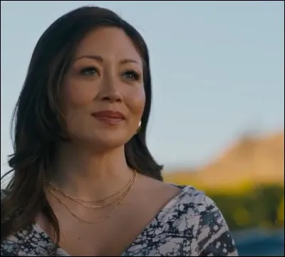 Nous voyons sur l'image le personnage de Reenie. Dans quelle série joue-t-elle en tant qu'avocate ?