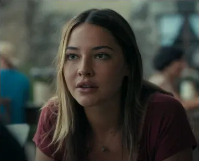 Dans quel film voit-on l'actrice Madelyn Cline comme sur la photo ? Elle incarne le personnage d'Heather.