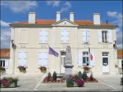 Pour finir, je vous emmène en Nouvelle-Aquitaine, à Vibrac. Commune de l'arrondissement de Cognac, elle se situe dans le département ...