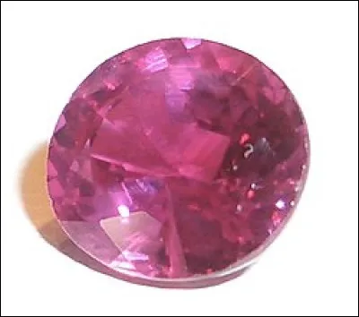 Combien, à ce jour, reste-t-il de ducs français réguliers ?