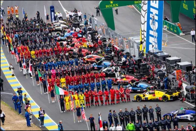 Combien y a-t-il, au maximum, de points noirs sur une coccinelle ?