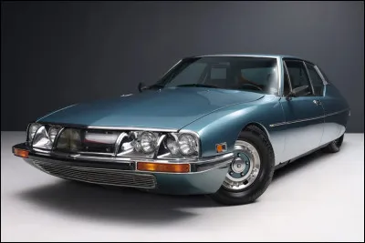 Quel est le nom de ce modèle, un véhicule sportif haut de gamme à moteur V6 Maserati, produit par Citroën de 1970 à 1975 ?