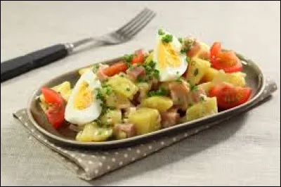 Lequel de ces ingrédients n'entre pas dans la composition d'une salade piémontaise traditionnelle ?