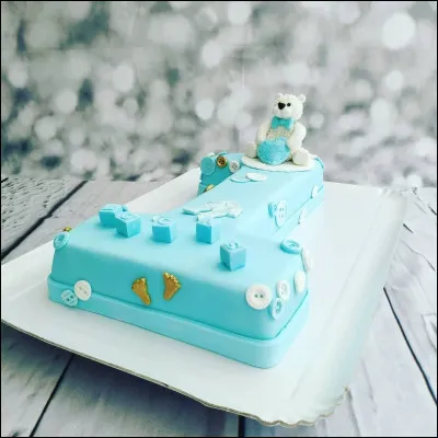 Où vit-il après sa première année ?