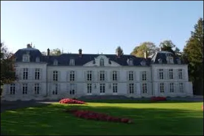 Pour finir, je vous emmène au château de Villiers-Saint-Denis. Village de l'ancienne région Picardie, dans l'arrondissement de Château-Thierry, il se situe dans le département ...