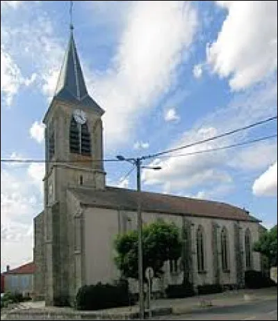Je vous attends en Lorraine devant l'église Saint-Barthélémy, à Chermisey. Petit village de 86 habitants, dans l'aire d'attraction Néocastrienne, il se situe dans le département ...