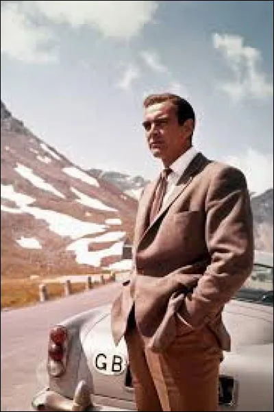 Dans "Solo", quel anniversaire James Bond a-t-il fêté en 1969 ?