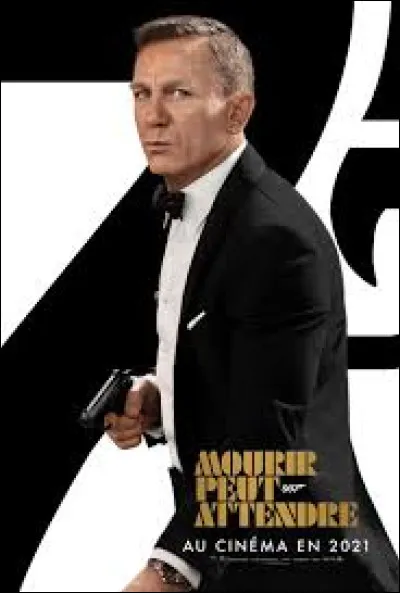 En quelle année l'astéroïde (9007) James Bond a-t-il été découvert ?