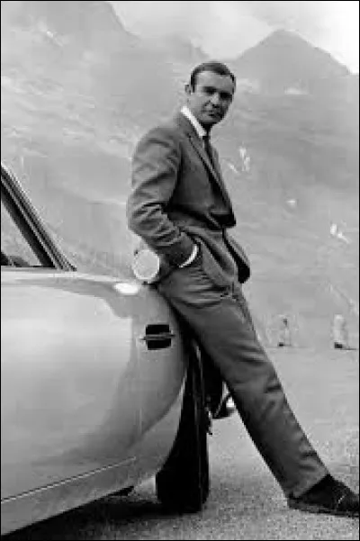 Quel est le troisième livre de la série "La Jeunesse de James Bond" ?