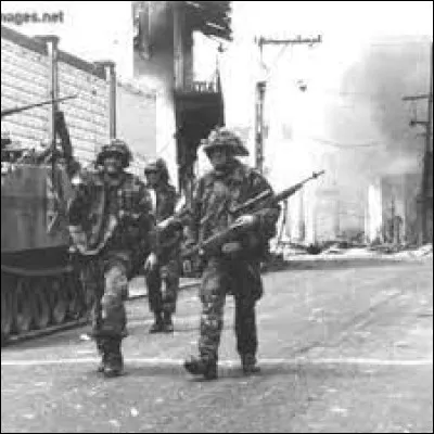 En décembre 1989, les Etats-Unis lancent sous le nom d'opération "Just Cause", l'invasion d'un pays dont le dirigeant, Manuel Noriega, est destitué :