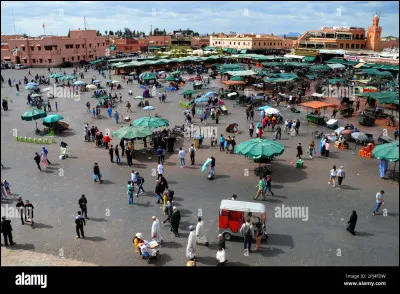 Dans quel pays se trouve la ville de Marrakech ?