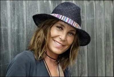 Quelle chanteuse interprète "chanson d'ami" ?