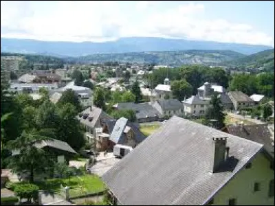 Pour commencer cette nouvelle balade, je vous emmène à Barby. Ville de l'agglomération Chambérienne, au pied du massif des Bauges, elle se situe dans le département ...