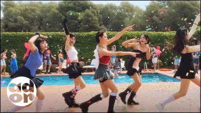 Voici les paroles dune chanson traduite en français : 
''Ça fait mal de ne pas pouvoir l'oublier.
Crois-moi, tu mérites mieux que ça.
Je t'aiderai, il rigole.
Les mecs mentent toujours, ouais.''

À qui appartient cette chanson ?