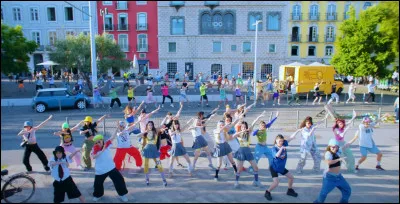 À qui appartient ce MV ?