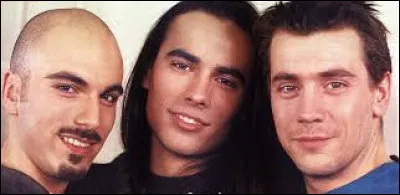 À quelle comédie musicale doit-on la chanson "Les rois du monde" ?