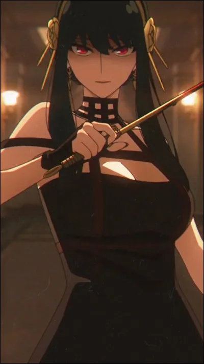 Mais ce que Loyd ne ___ pas, c'est que Yor est en vérité une tueuse à gages connue sous le ___ de Princesse Ibara ! "