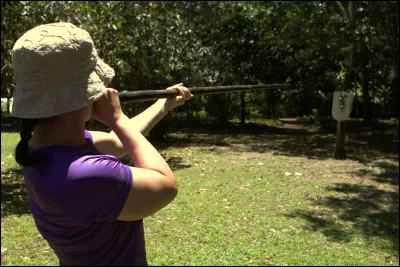 Trouvez le nom d'une chanson de Francis Cabrel d'après un extrait de paroles : "Pas besoin de faire de trop longs discours / Ça change tout dedans, ça change tout autour / Finis les matins paupières en panne / Lourdes comme les bouteilles de butane / J'ai presque plus ma tête à moi / Depuis toi..." :