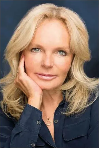 À vous de trouver les huit tomes de la série de romans "Les Sept Soeurs" de Lucinda Riley dans le bon ordre ?