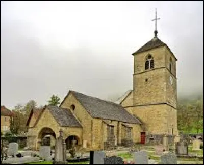 Vous avez ici l'église de l'Assomption-de-Notre-Dame, à Revigny. Village de Bourgogne-Franche-Comté, dans l'aire d'attraction Lédonienne, il se situe dans le département ...