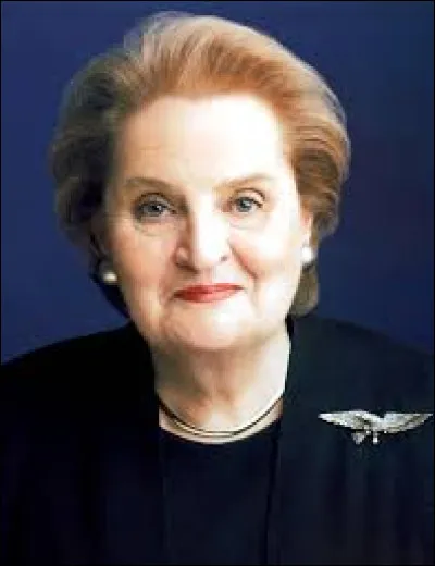 Madeleine Albright (1937-2022) fut secrétaire d'Etat des Etats-Unis entre 1997 et 2001 : qui était alors président du pays ?
