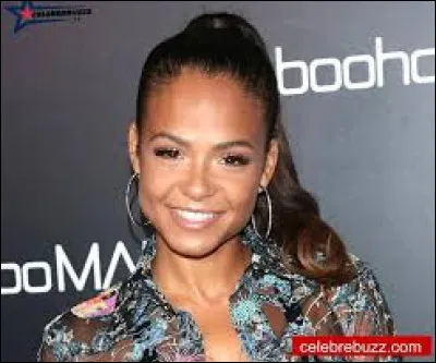 À quelle chanteuse doit-on le tube "When You Look At Me" en 2001 ?