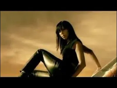 À quelle chanteuse suédoise doit-on le tube "Come Along" en 2001 ?