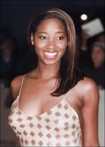 À quelle chanteuse de r'n'b doit-on "Superstar" en 2003 ?