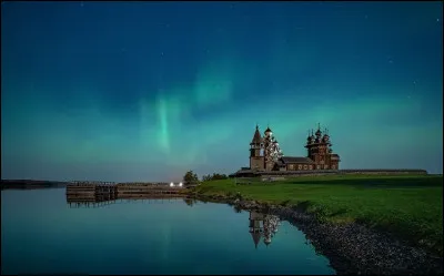 De quel pays la Carélie est-elle une république autonome ?