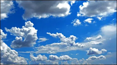 Retrouve Nuage de Jais parmi ces quatre propositions.