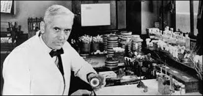 En 1928, Alexander Fleming a découvert par hasard une substance miracle : la pénicilline.