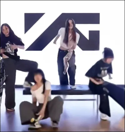 Quel est le rôle de Yang Hyun-suk dans la création du groupe ?