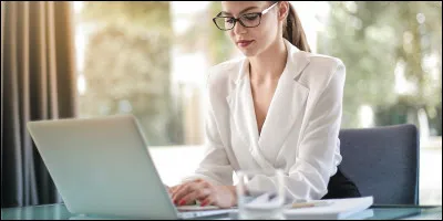 Tu es le héros dans une histoire d'amour, qu'est-ce que tu fais dans la vie ?