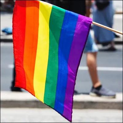 Comment appelle-t-on une personne qui a une attirance sexuelle pour tous les genres, mais qui a quand m&ecirc;me une pr&eacute;f&eacute;rence ?