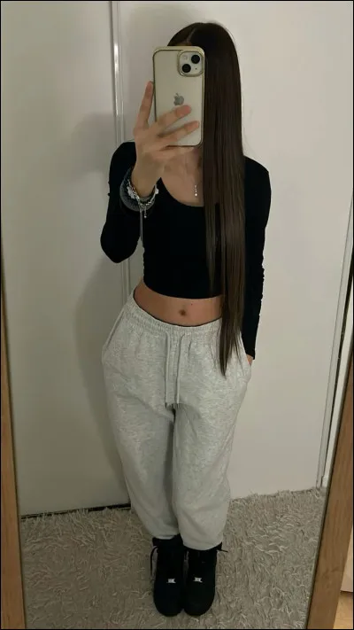 Quelle robe préfères-tu ?