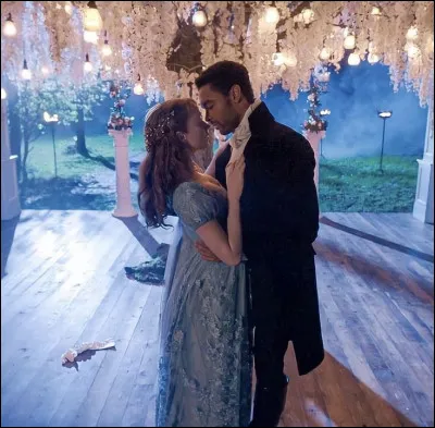 Dans "La Chronique des Bridgerton", qui épouse Daphne dans le Londres de la haute société ?