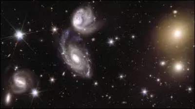 Quelle est la forme de notre galaxie la ''Voie lact&eacute;e" ?