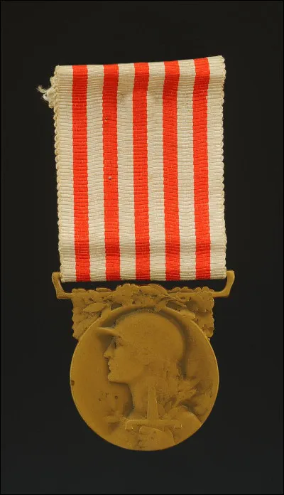 Que se passe-t-il le 27 février 1917 ?