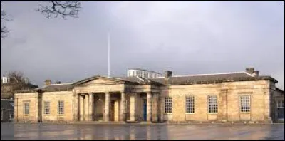 Quel est le premier lycée de tous les temps ?